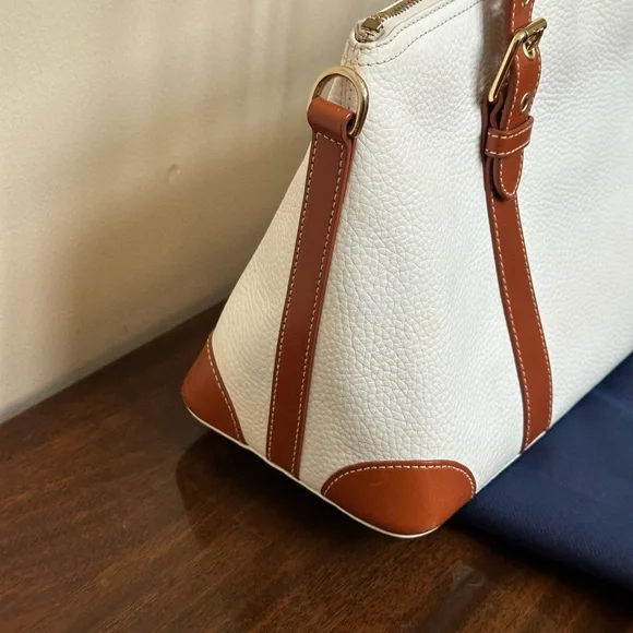 Dooney & Bourke Winter White and Tan Satchel w/Coin Pouch - Picture 4 of 14